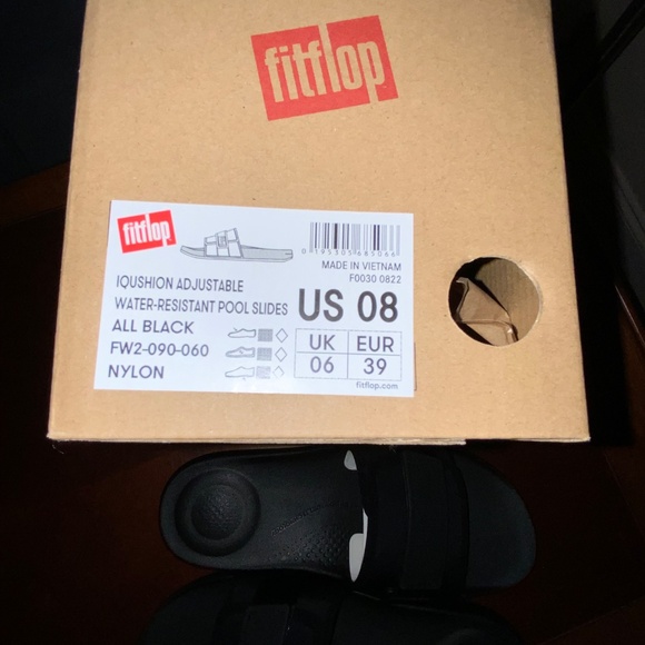 FITFLOP IQUSHION POOL SLIDES  SZ 8 / 39 BLACK - Picture 2 of 11